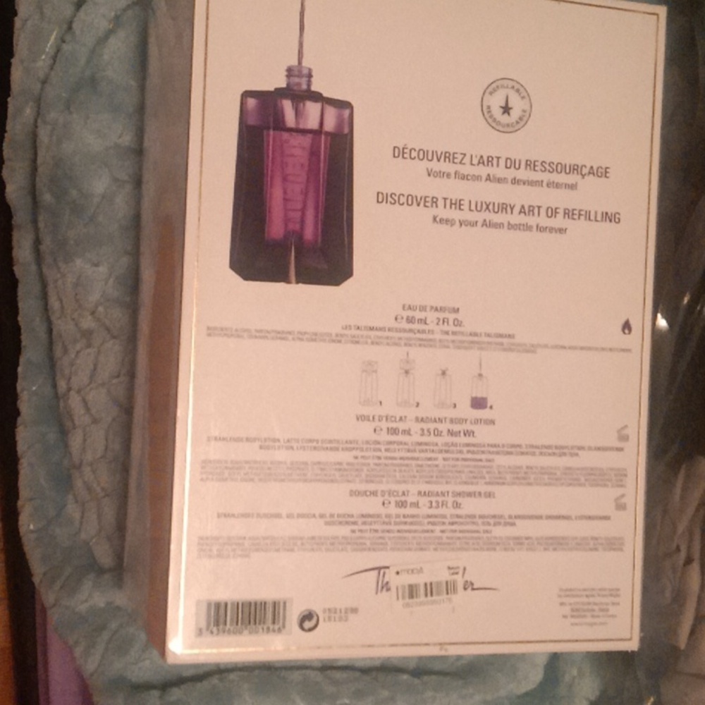 Thierry Mugler Alien Purple and Gold Art - Picture 2 of 2